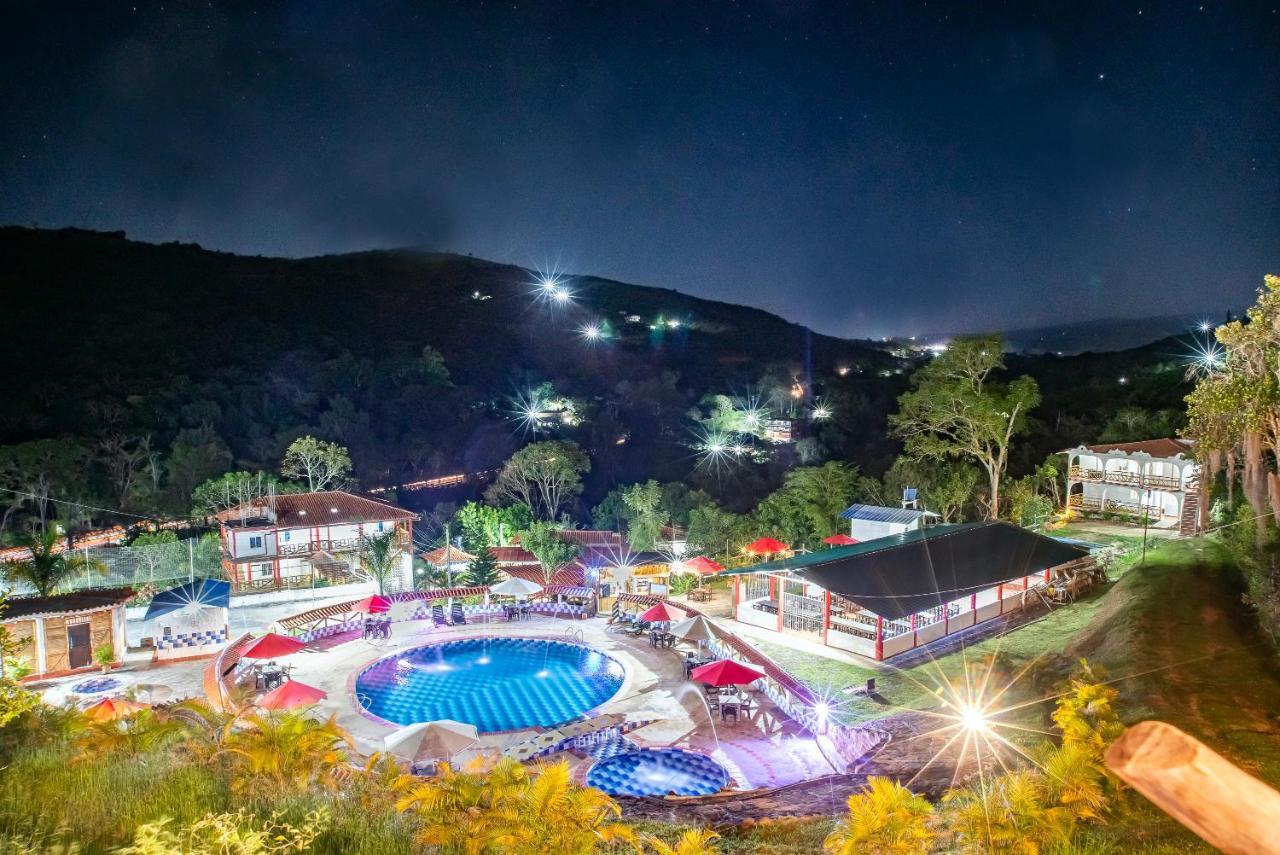 Hotel Verde Menta Сан-Хиль Экстерьер фото
