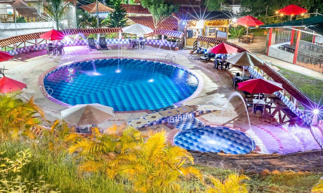 Hotel Verde Menta Сан-Хиль Экстерьер фото