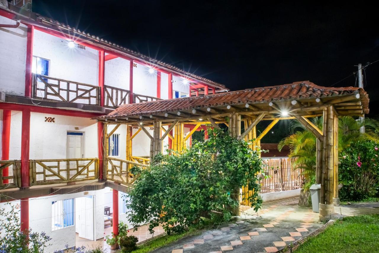 Hotel Verde Menta Сан-Хиль Экстерьер фото