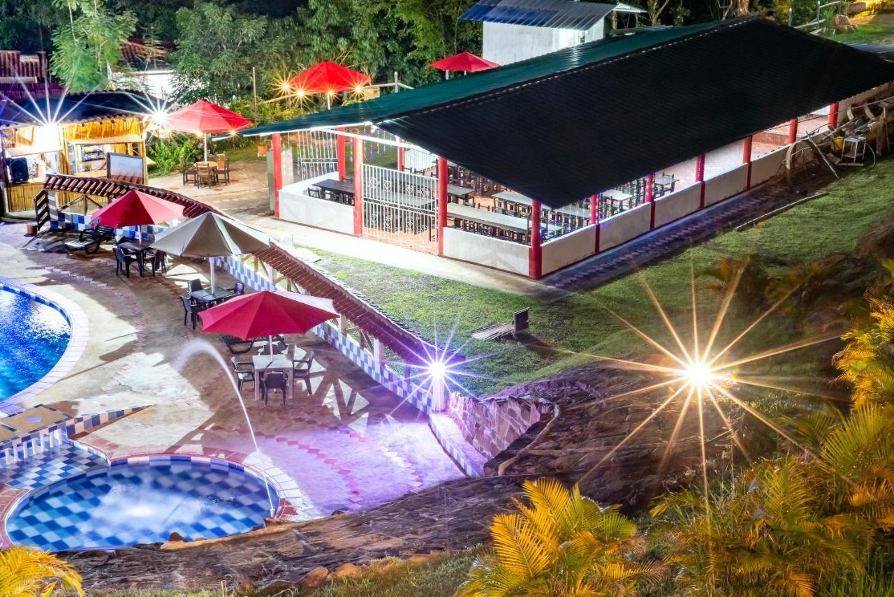 Hotel Verde Menta Сан-Хиль Экстерьер фото